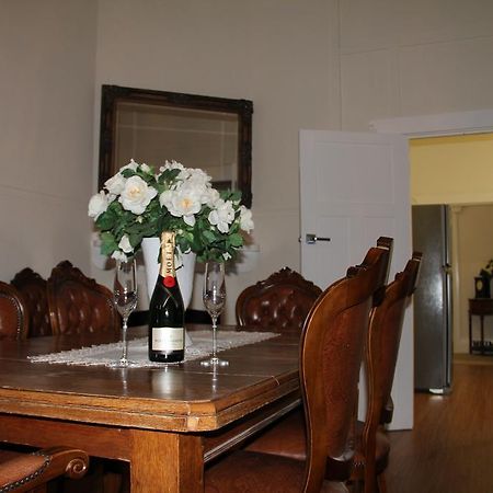 Mentor Chambers Apartment Bed & Breakfast เวสต์ไวอาล็อง ภายนอก รูปภาพ